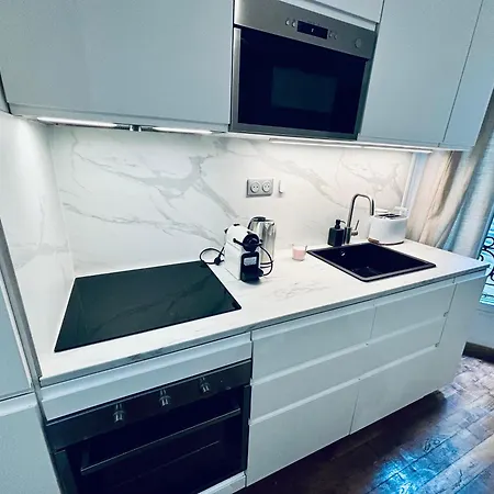 Apartment Chardon Lagache Paris